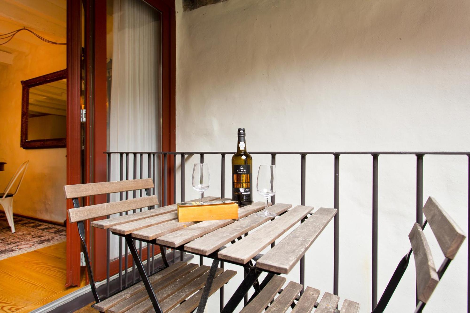 Porto Emotions - Caldeireiros Apartment Bilik gambar